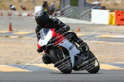 media/Apr-09-2022-SoCal Trackdays (Sat) [[c9e19a26ab]]/Turn 2 (1140am)/